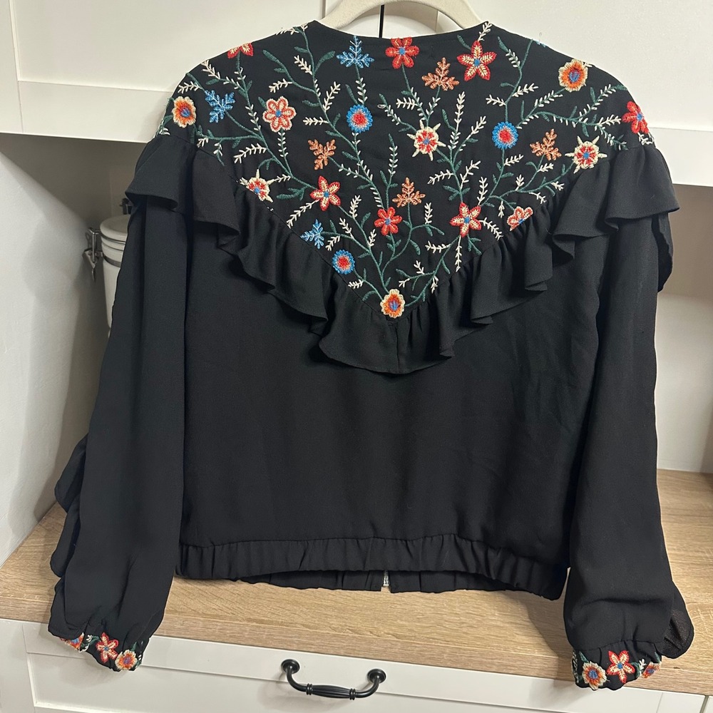 Zara TRF Floral Embroidered Frills Ruffle Bomber Coat US S Black Zip Up Folk